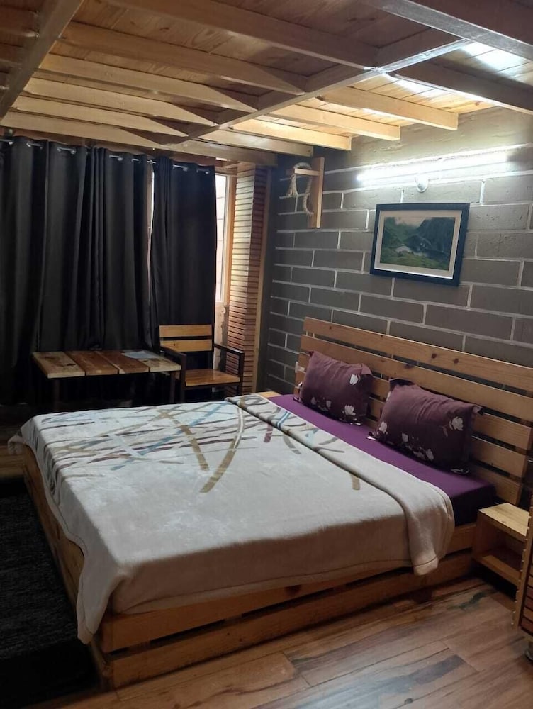 crestwood kasauli heights