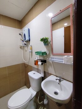Hotel O Seremban Near Snowlim Wonderland Formerly M&N Hotel,,2 star