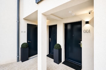 jiji suites
