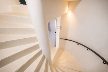 jiji suites