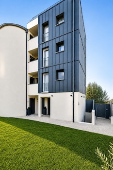 Jiji Suites,9 Rue Batelière,3 star
