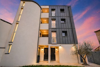 Jiji Suites,9 Rue Batelière,3 star