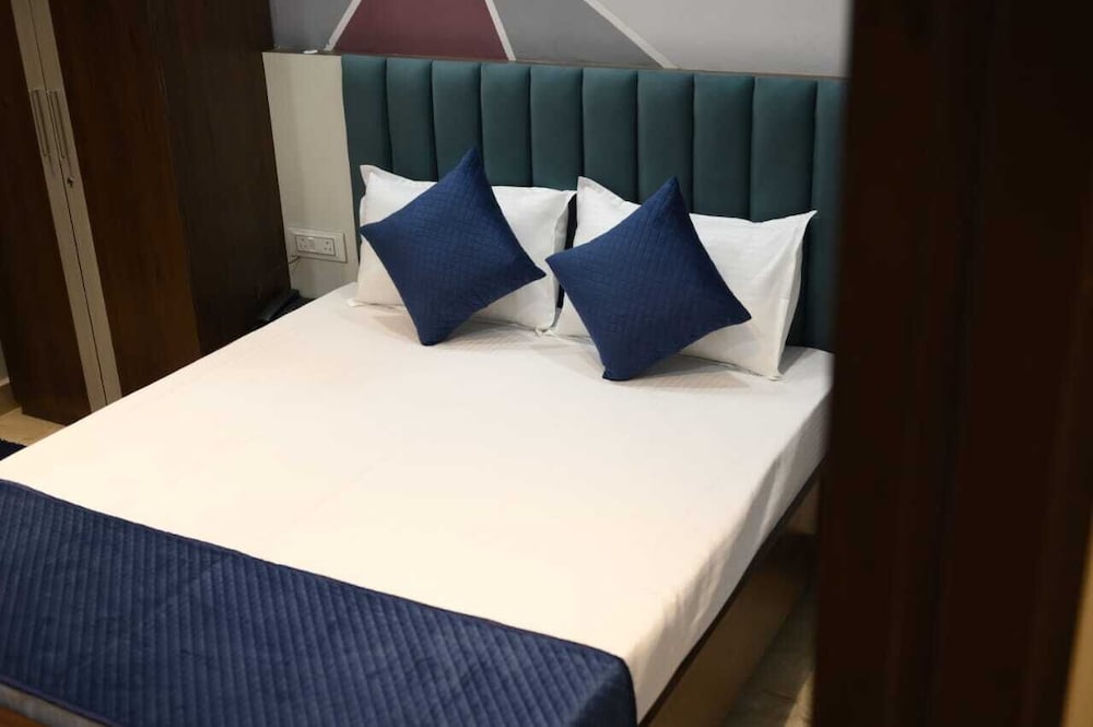 hotel basurivala