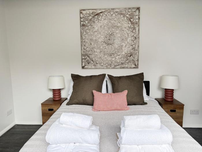 charming retreat with hot tub and sauna sleeps 4