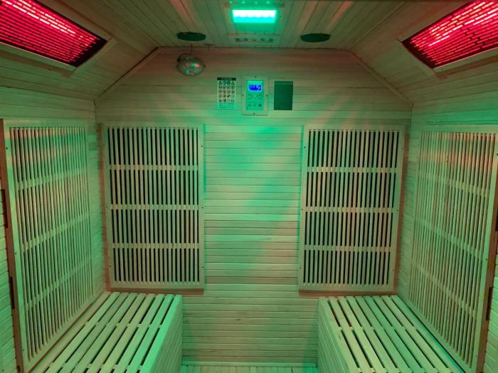 charming retreat with hot tub and sauna sleeps 4