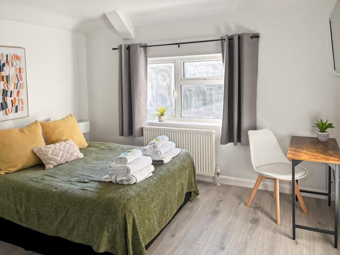 family holiday home with hot tub and sauna sleeps 8