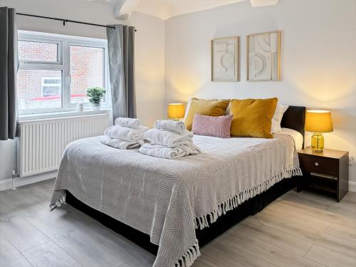 family holiday home with hot tub and sauna sleeps 8