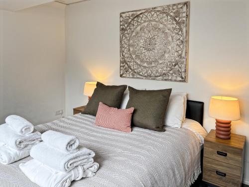 family holiday home with hot tub and sauna sleeps 8