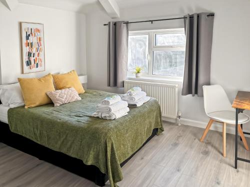 family holiday home with hot tub and sauna sleeps 8