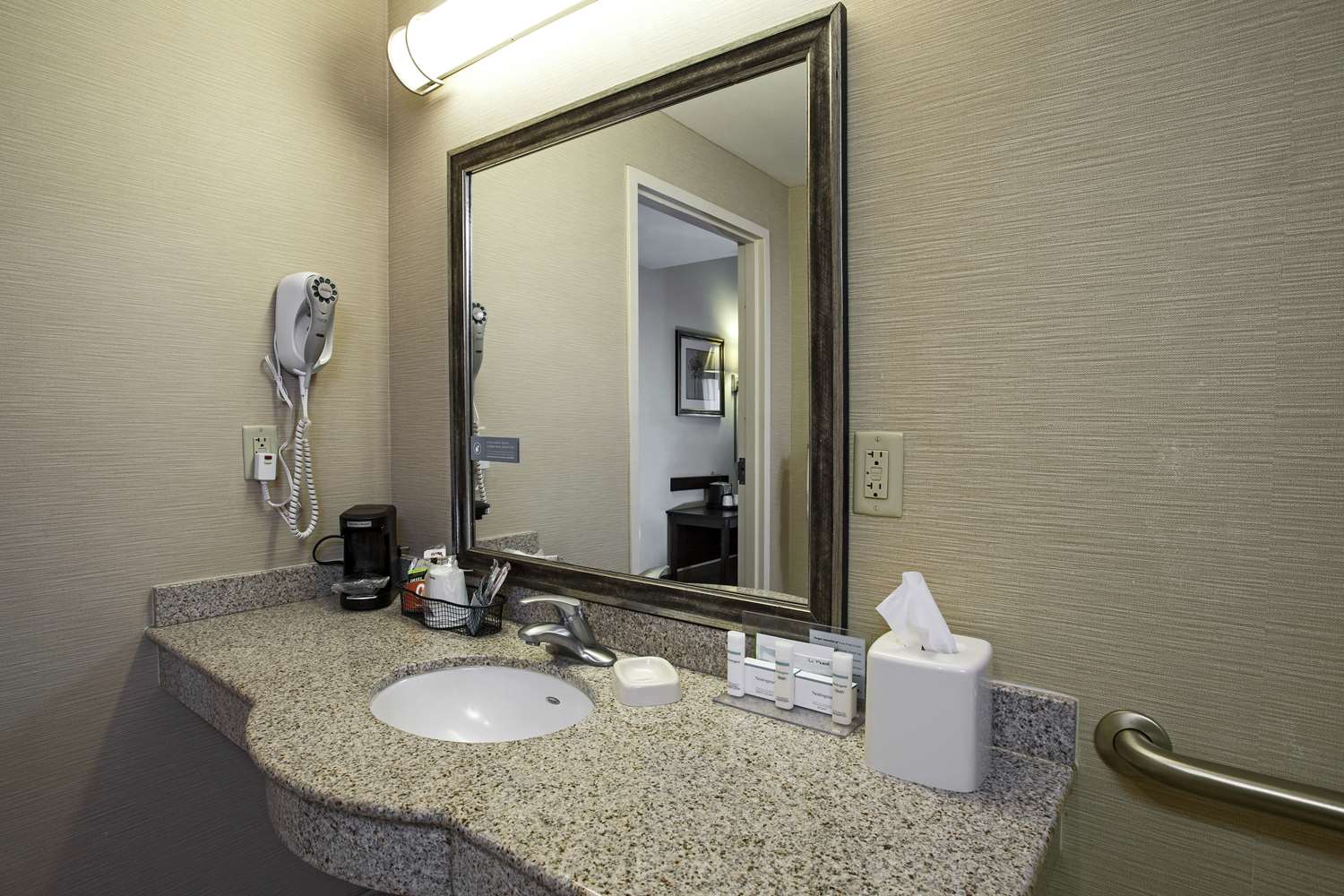 hampton inn and suites prescott valley