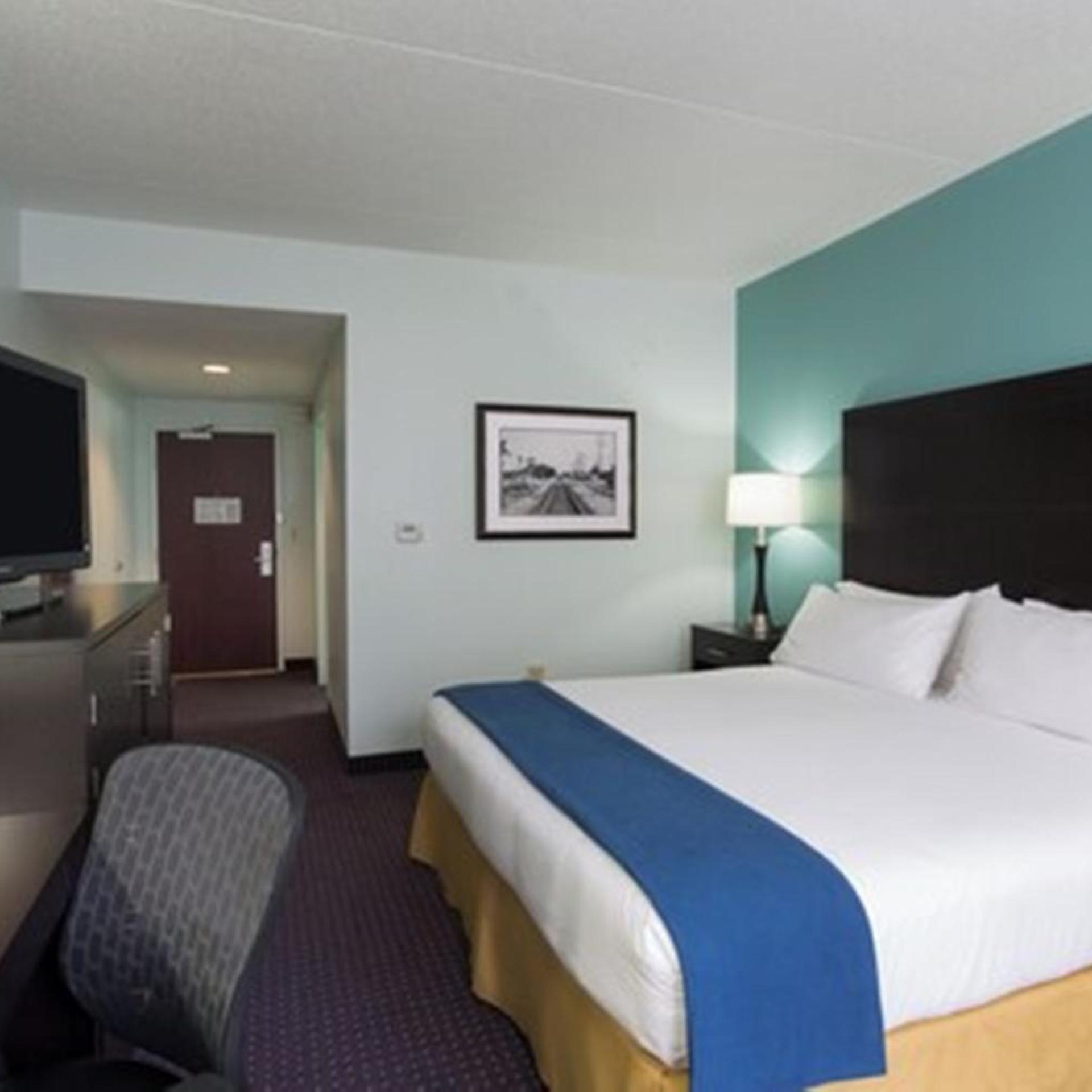 holiday inn express suites plant city by ihg