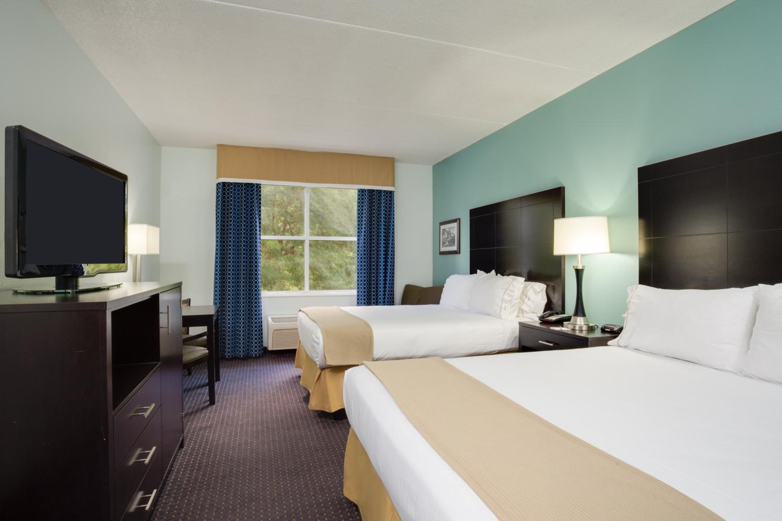 holiday inn express suites plant city by ihg