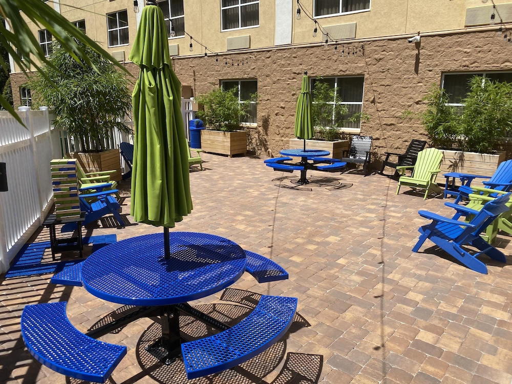 holiday inn express suites plant city by ihg