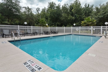 Holiday Inn Express Suites Plant City By Ihg,Lakeland - Winter Haven>>Lakeland,3 star
