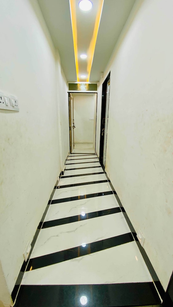 hotel shree shyam sharnam