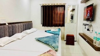 hotel shree shyam sharnam