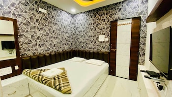 hotel shree shyam sharnam