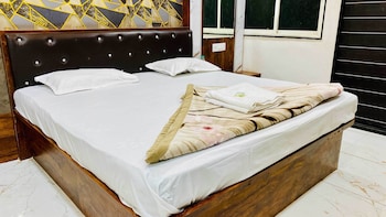 hotel shree shyam sharnam