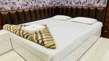 hotel shree shyam sharnam