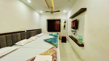 hotel shree shyam sharnam