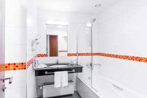 courtyard by marriott pilsen