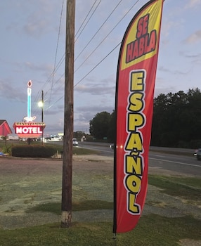 Candle Light Motel,,2 star
