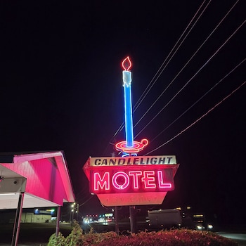 Candle Light Motel,,2 star