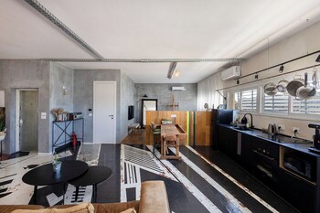 tel aviv