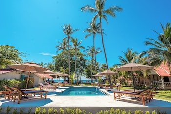 Lanta Beach Resort,,3 star