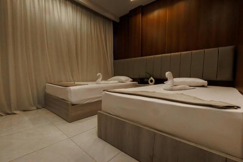 Royal Home Hotel,El-Tahrir Square,3 star