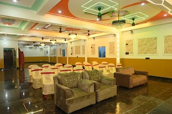 Hotel Nirvana Inn,,3 star