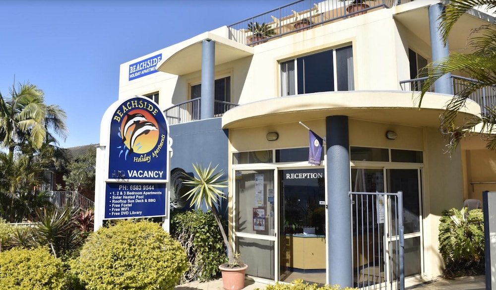 beachside holiday apartments