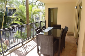 beachside holiday apartments