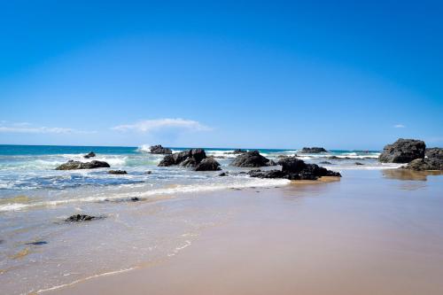 beachside holiday apartments