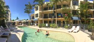 beachside holiday apartments