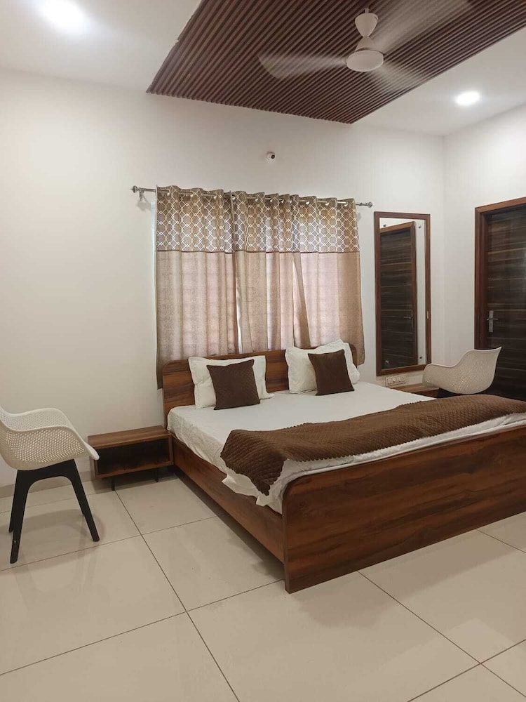 vaatsalya rooms