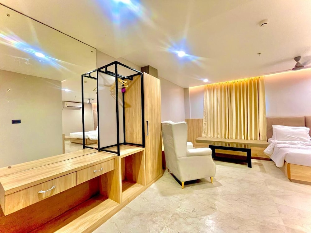 hotel cosmos