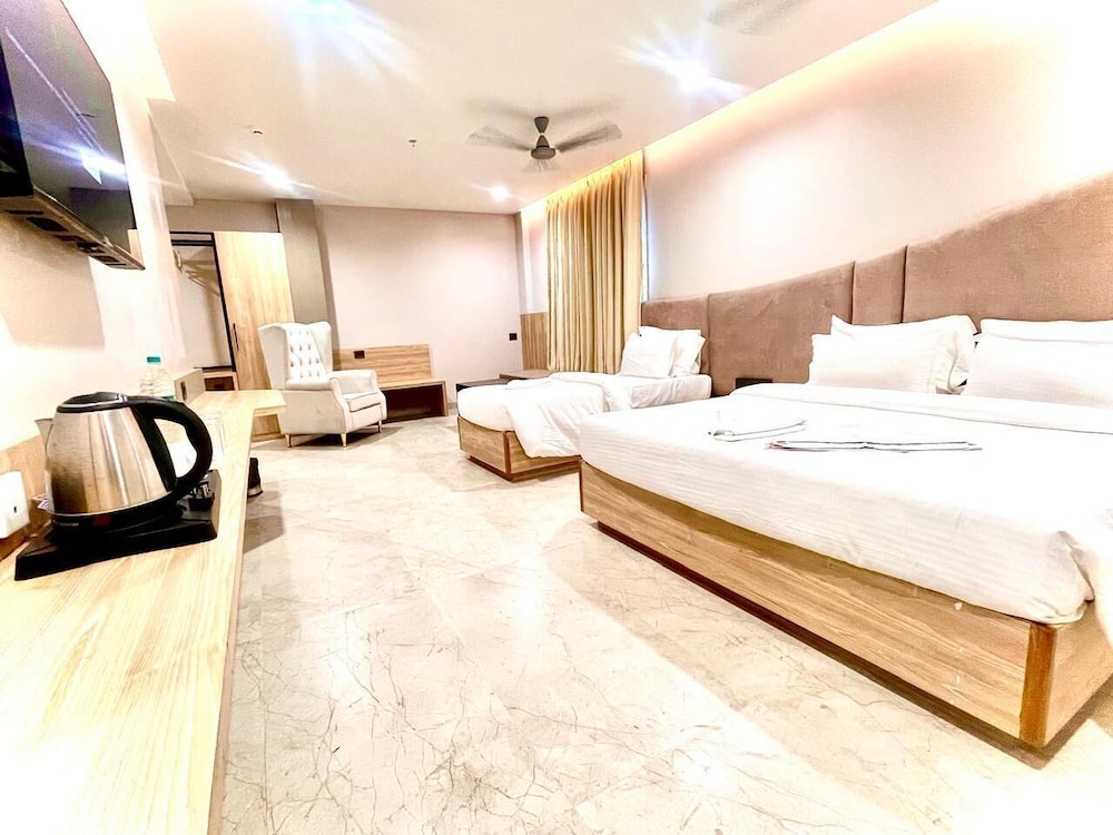 hotel cosmos