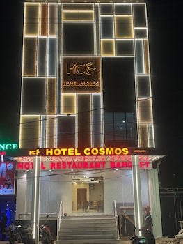Hotel Cosmos,,3 star