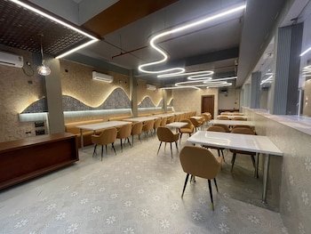 hotel cosmos