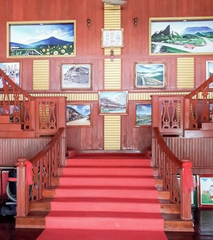Waraporn Grand Mountain Hotel,,2 star