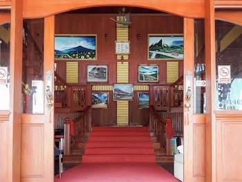 Waraporn Grand Mountain Hotel,,2 star