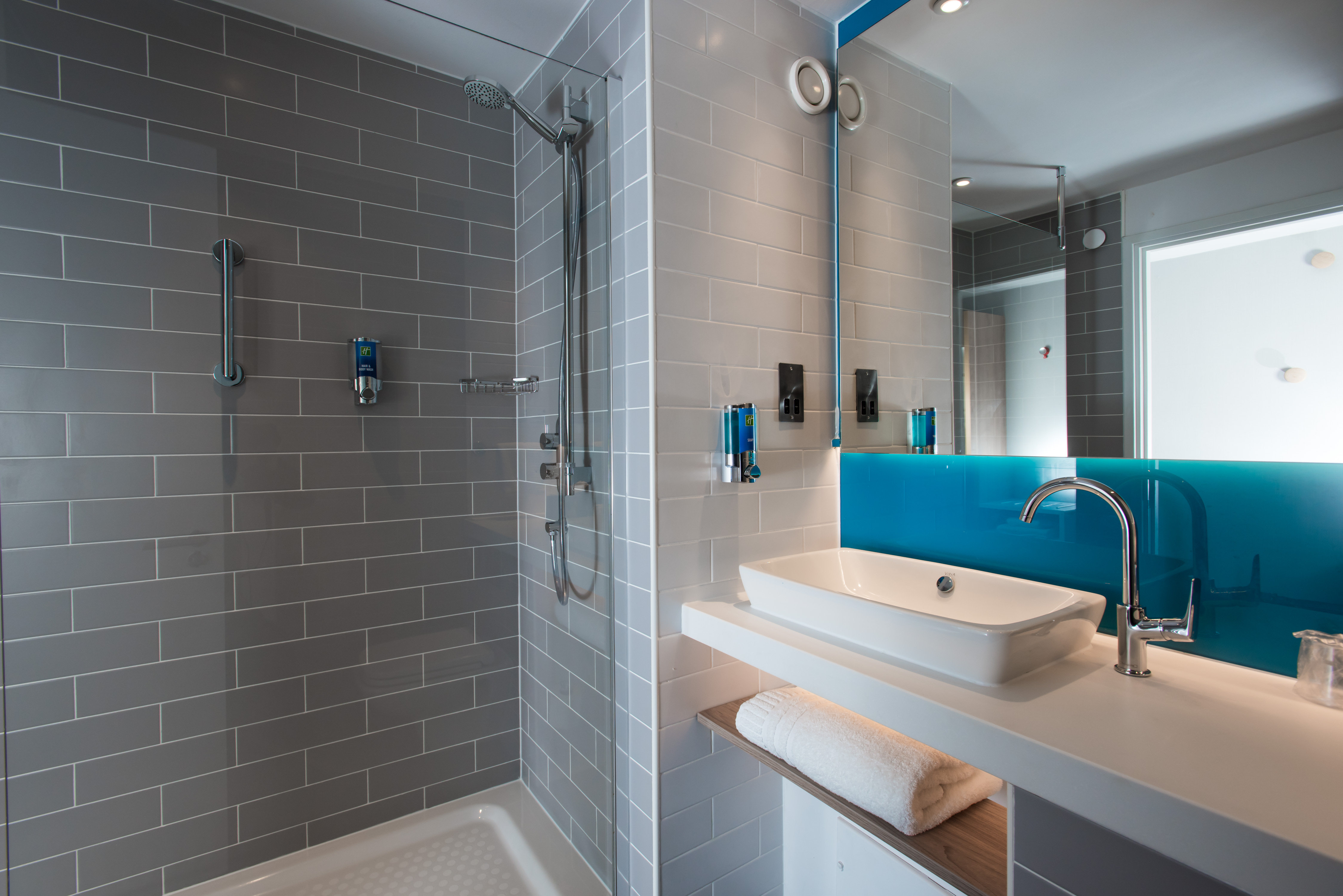 holiday inn express portsmouth north by ihg