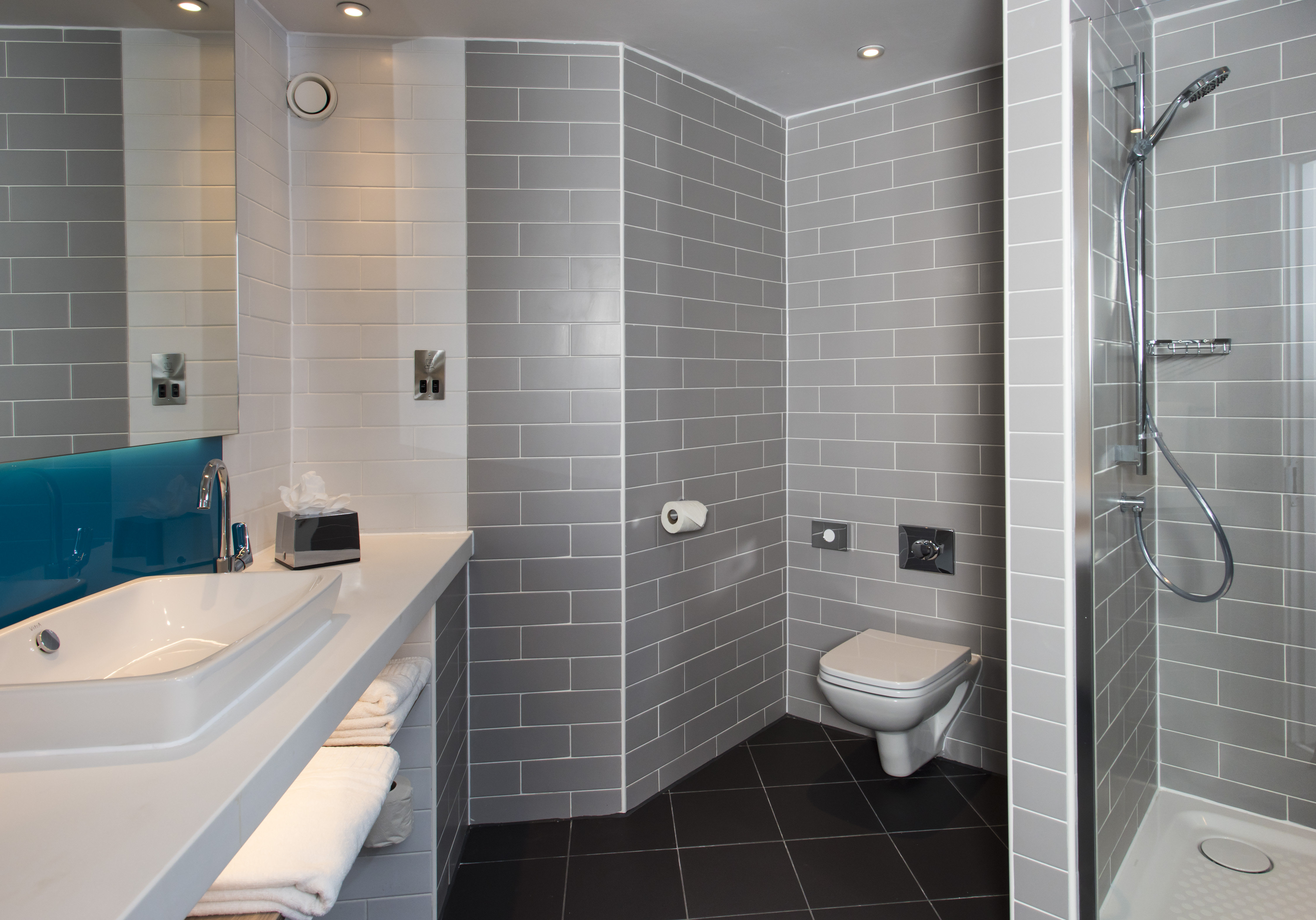 holiday inn express portsmouth north by ihg