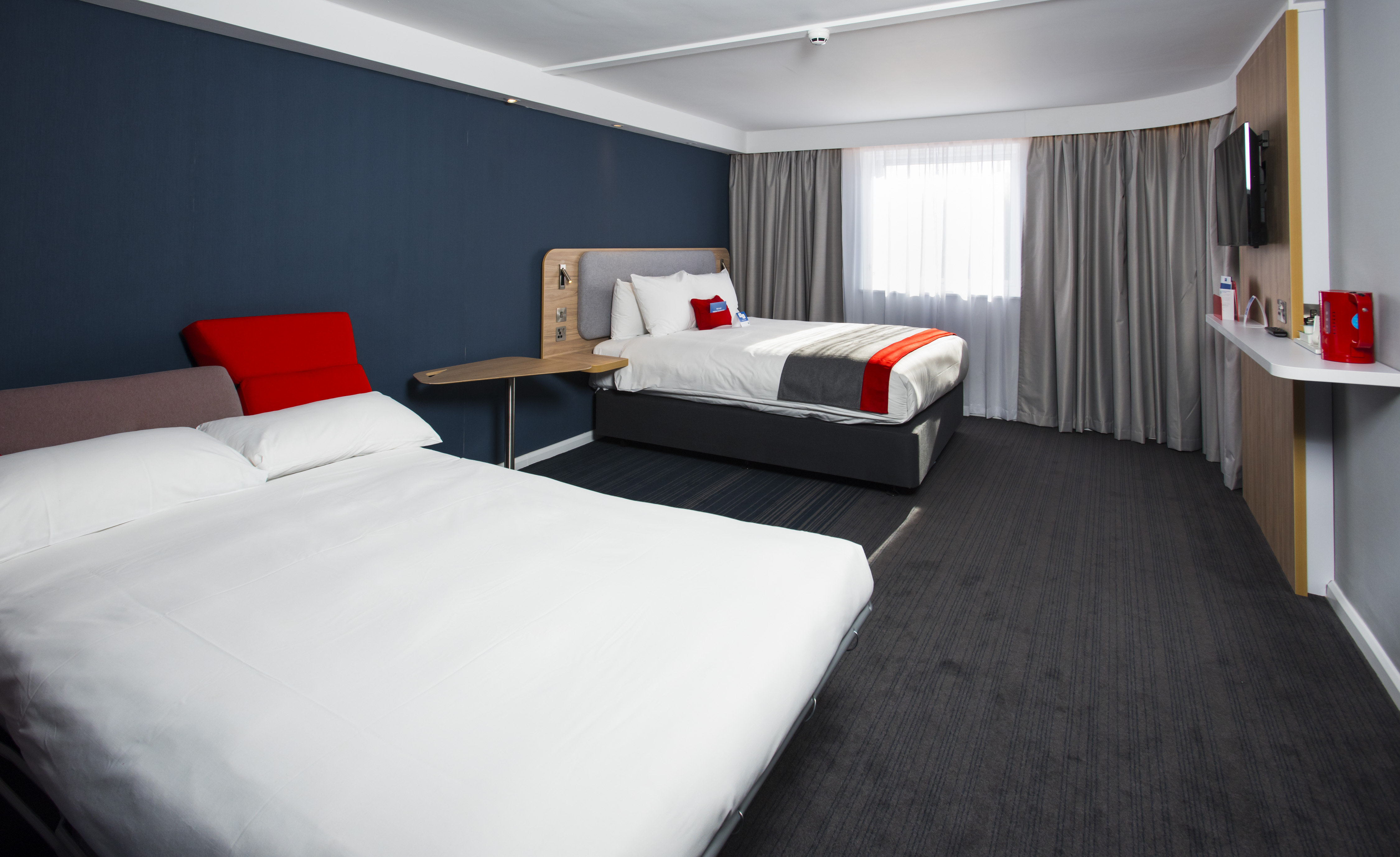 holiday inn express portsmouth north by ihg