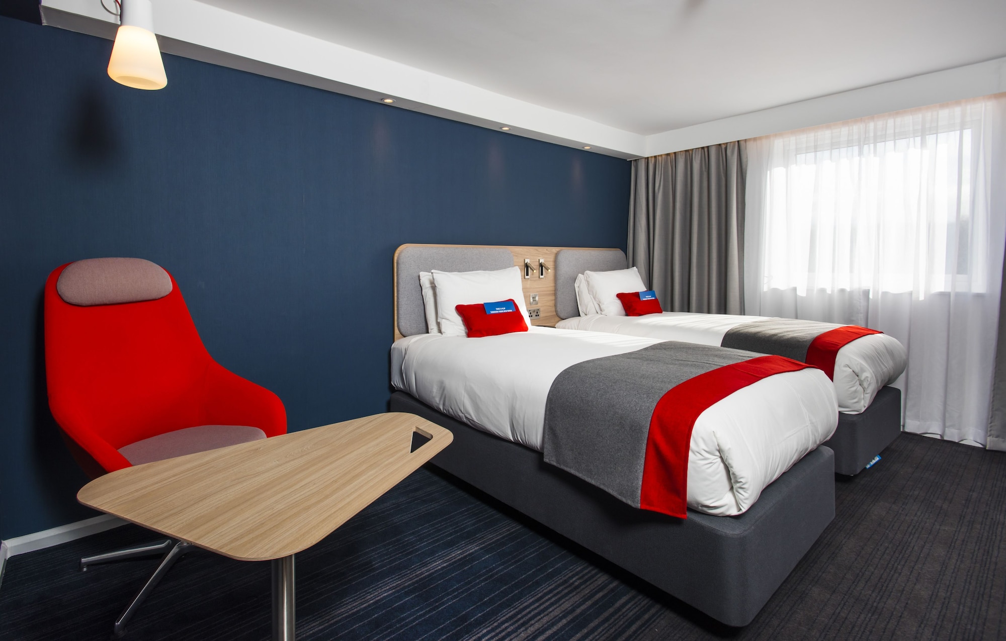 holiday inn express portsmouth north by ihg