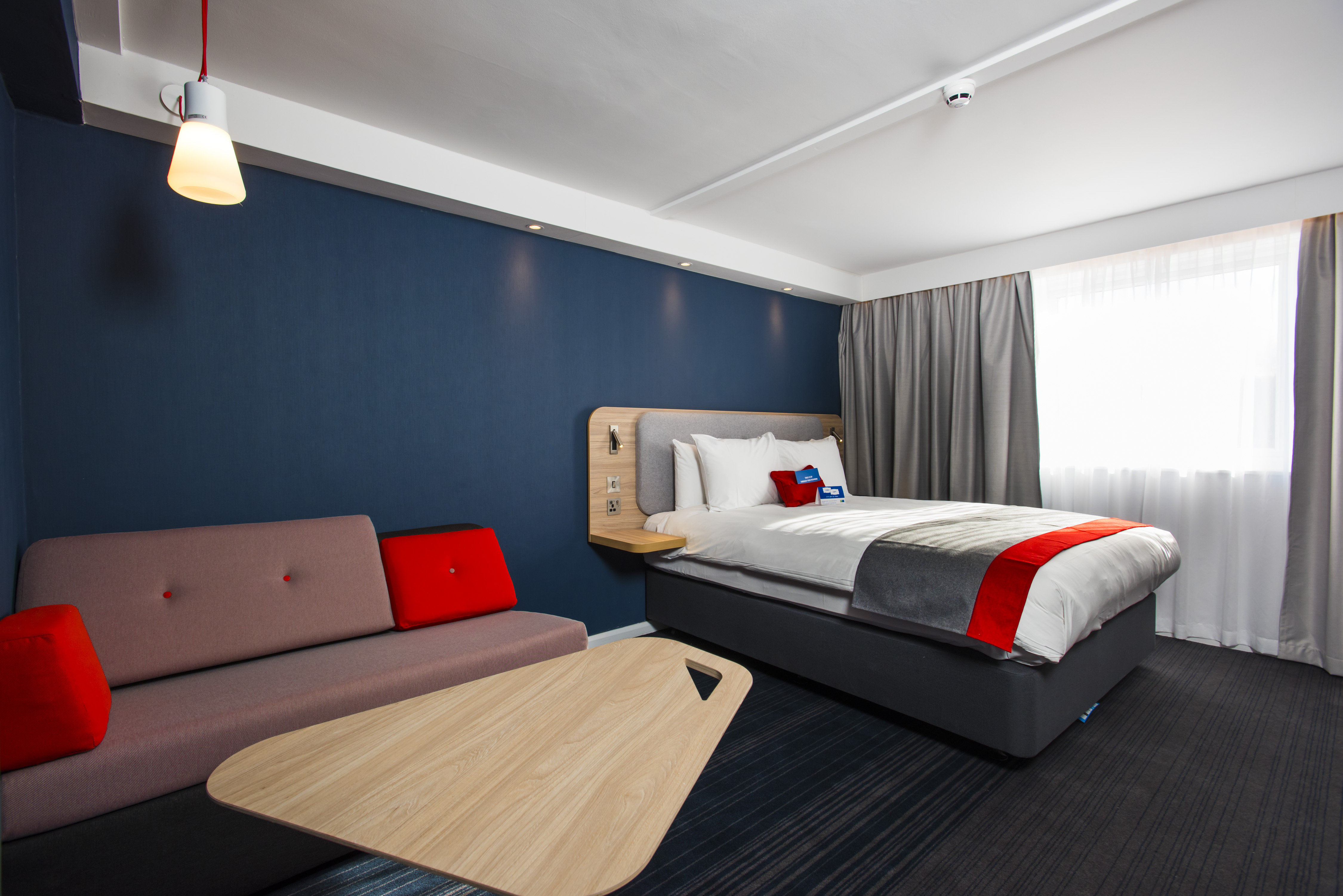 holiday inn express portsmouth north by ihg