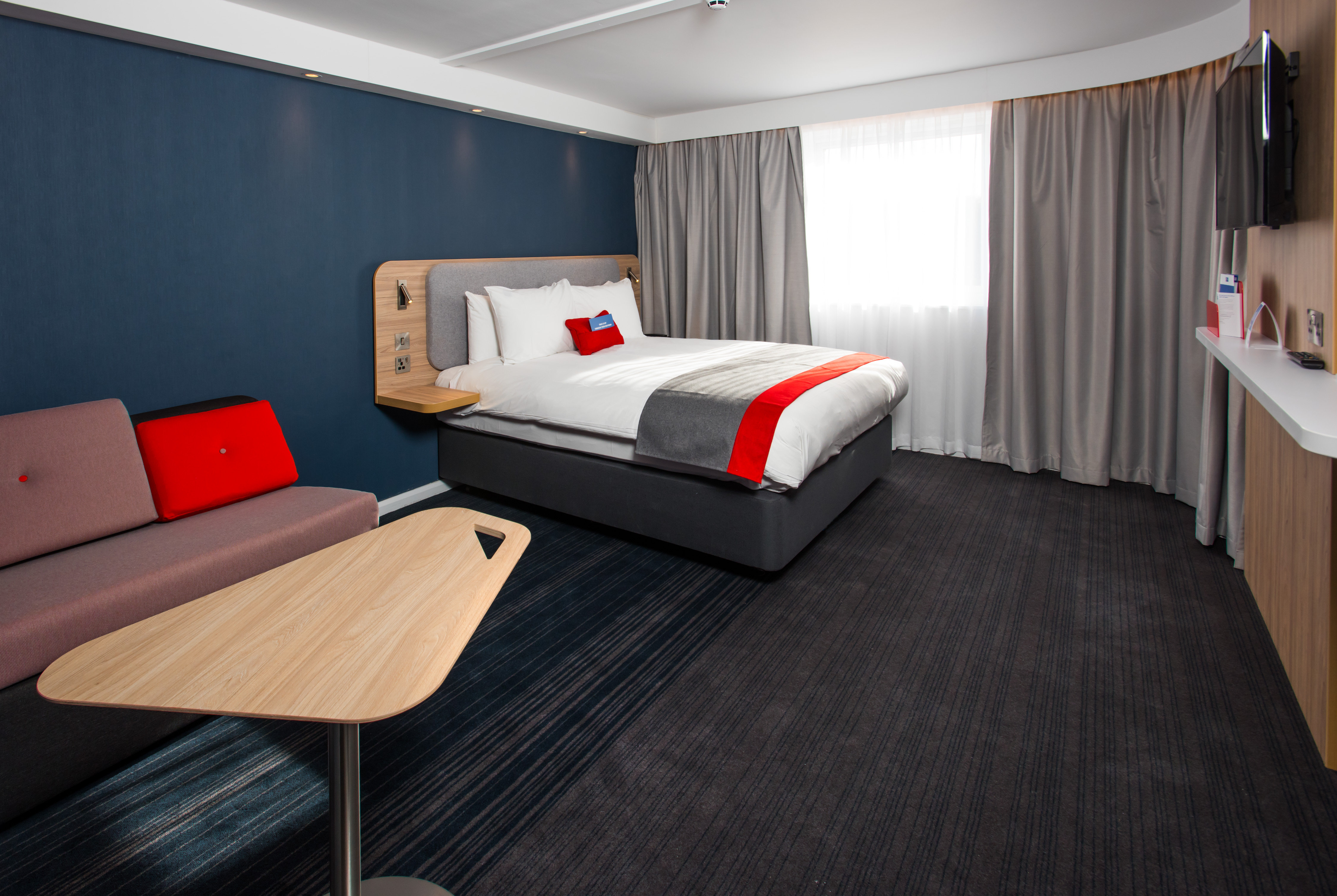 holiday inn express portsmouth north by ihg