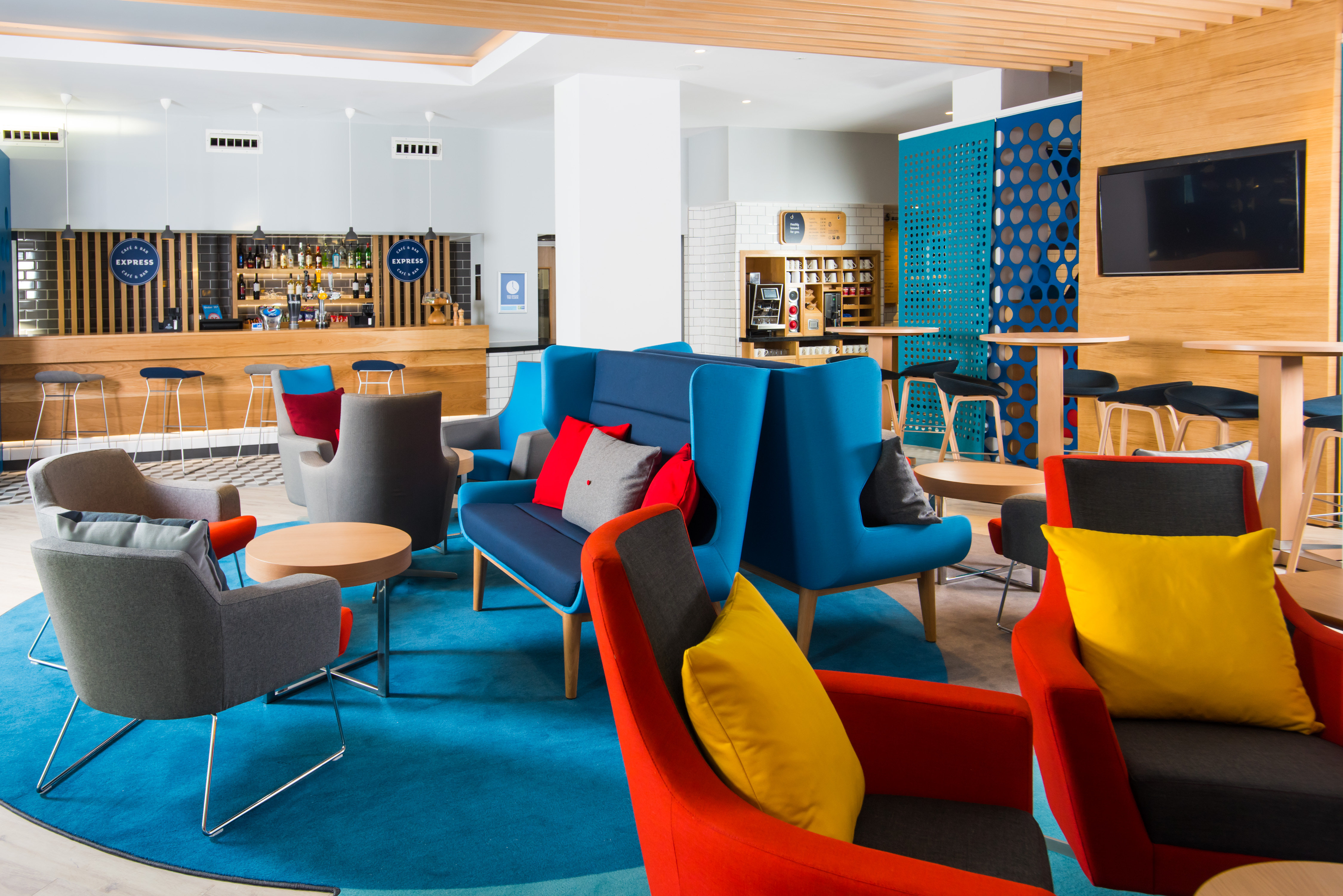 holiday inn express portsmouth north by ihg