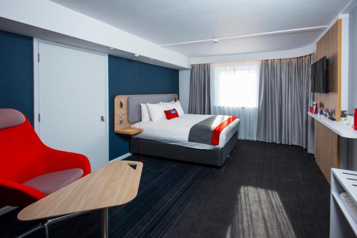 holiday inn express portsmouth north by ihg
